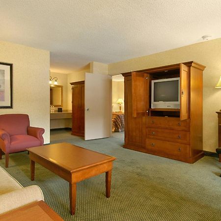 Red Lion Hotel Coos Bay Room photo